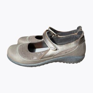 Naot Kire Mary Jane Comfort Flats EU 37 US 6-6.5 Leather